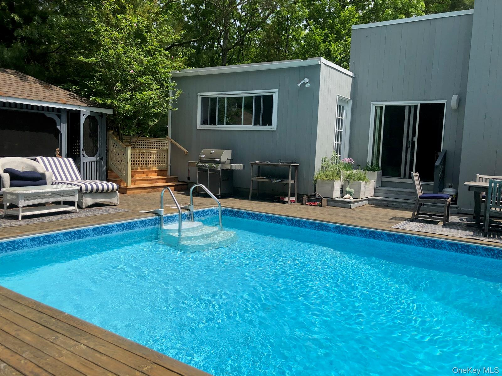10 Glenmore Road Property Photo 1