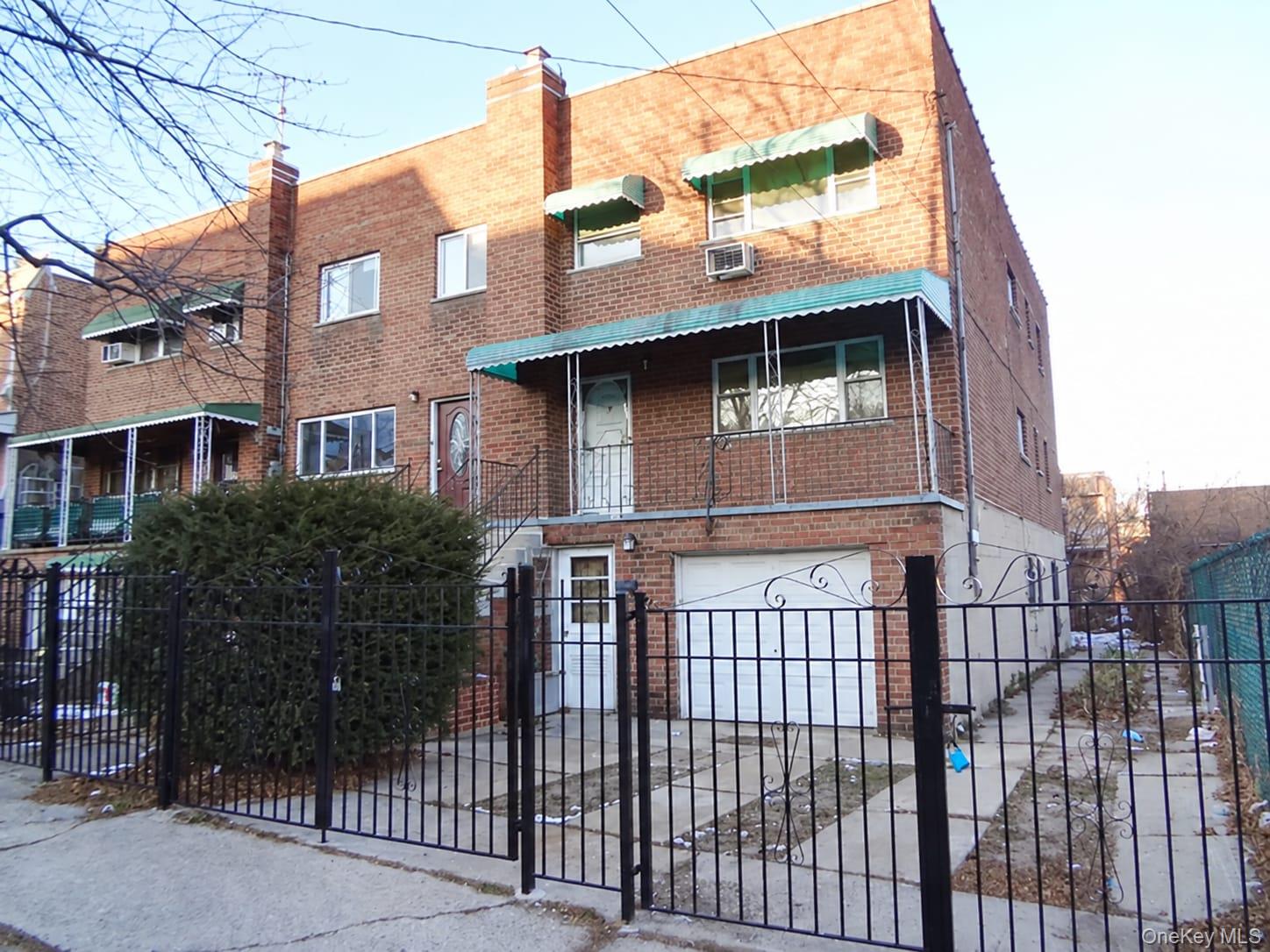 2219 Cincinnatus Avenue Property Photo 1