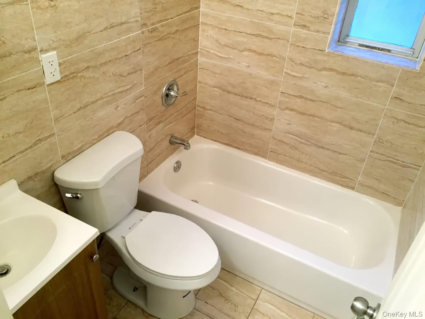 2219 Cincinnatus Avenue Property Photo 3