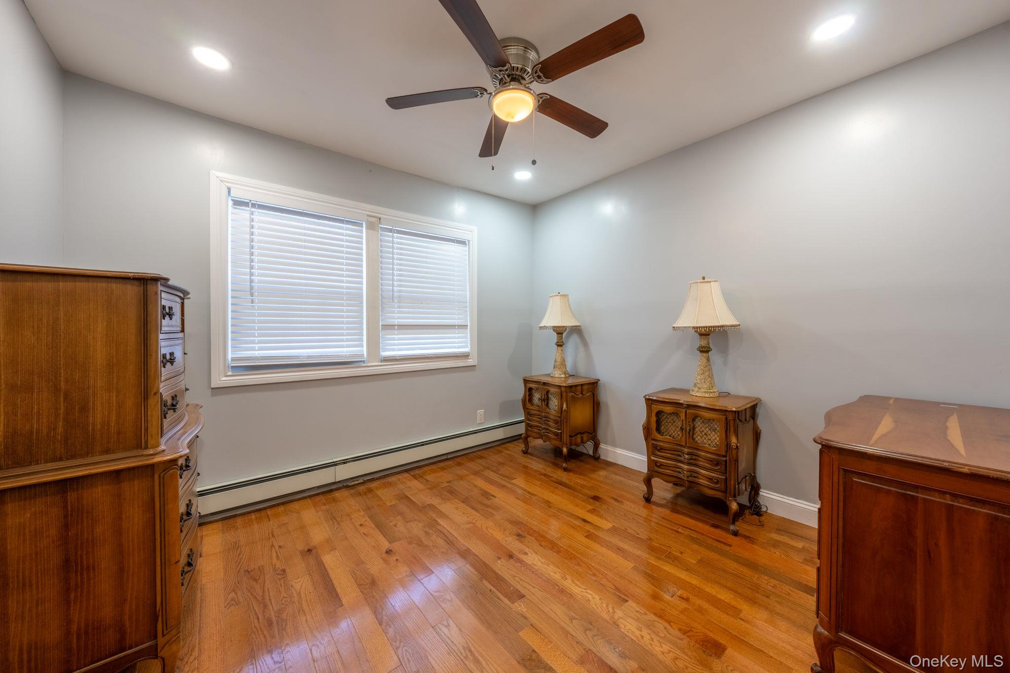 116-01 221 Property Photo 12