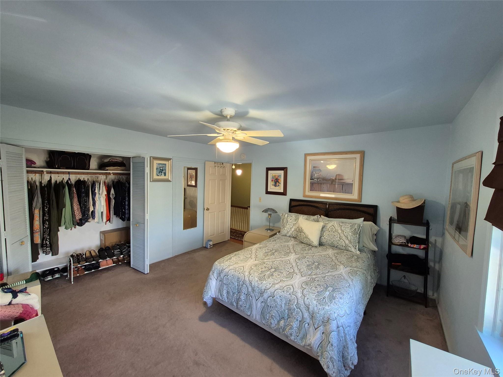 327 E Pine Street Property Photo 9