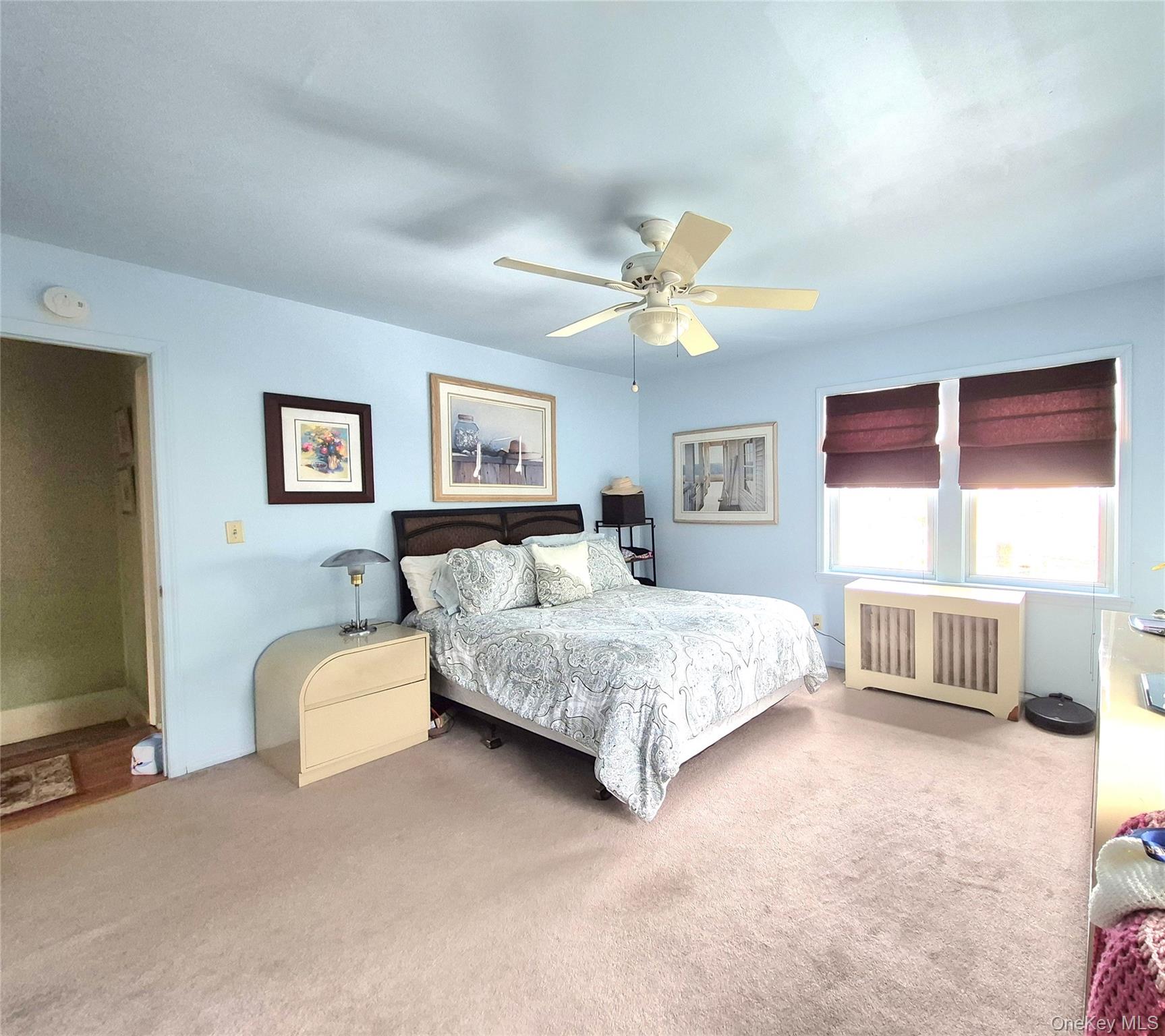 327 E Pine Street Property Photo 9