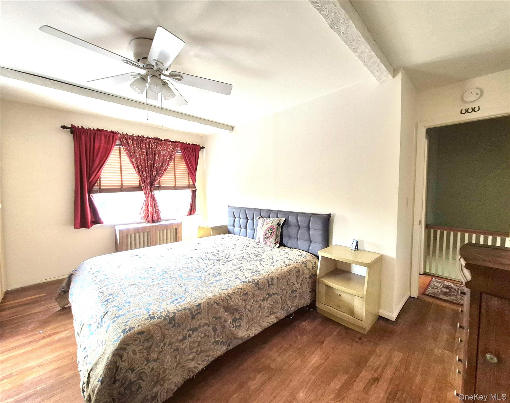 327 E Pine Street Property Photo 10