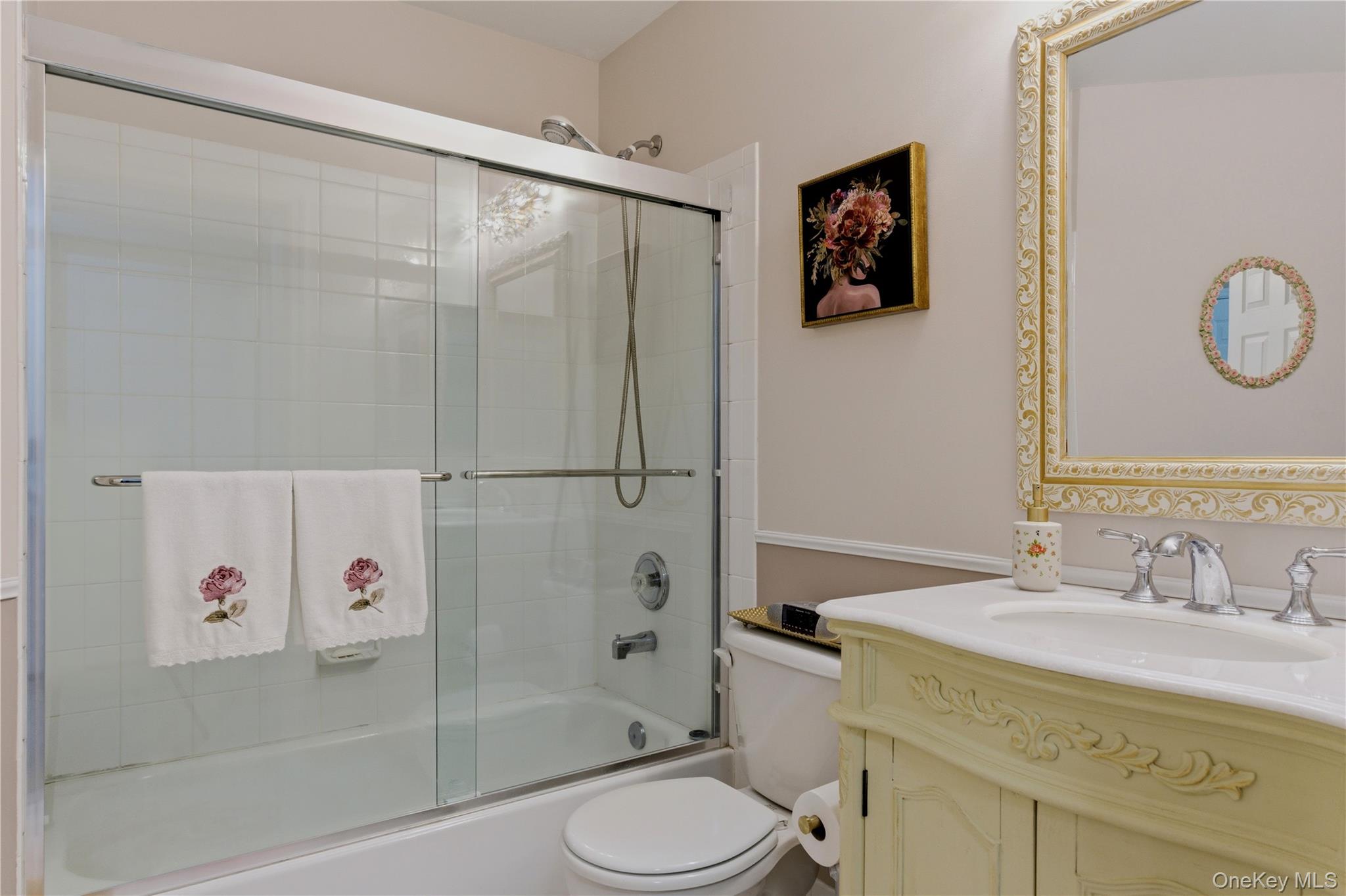 20 Kate Circle Property Photo 8