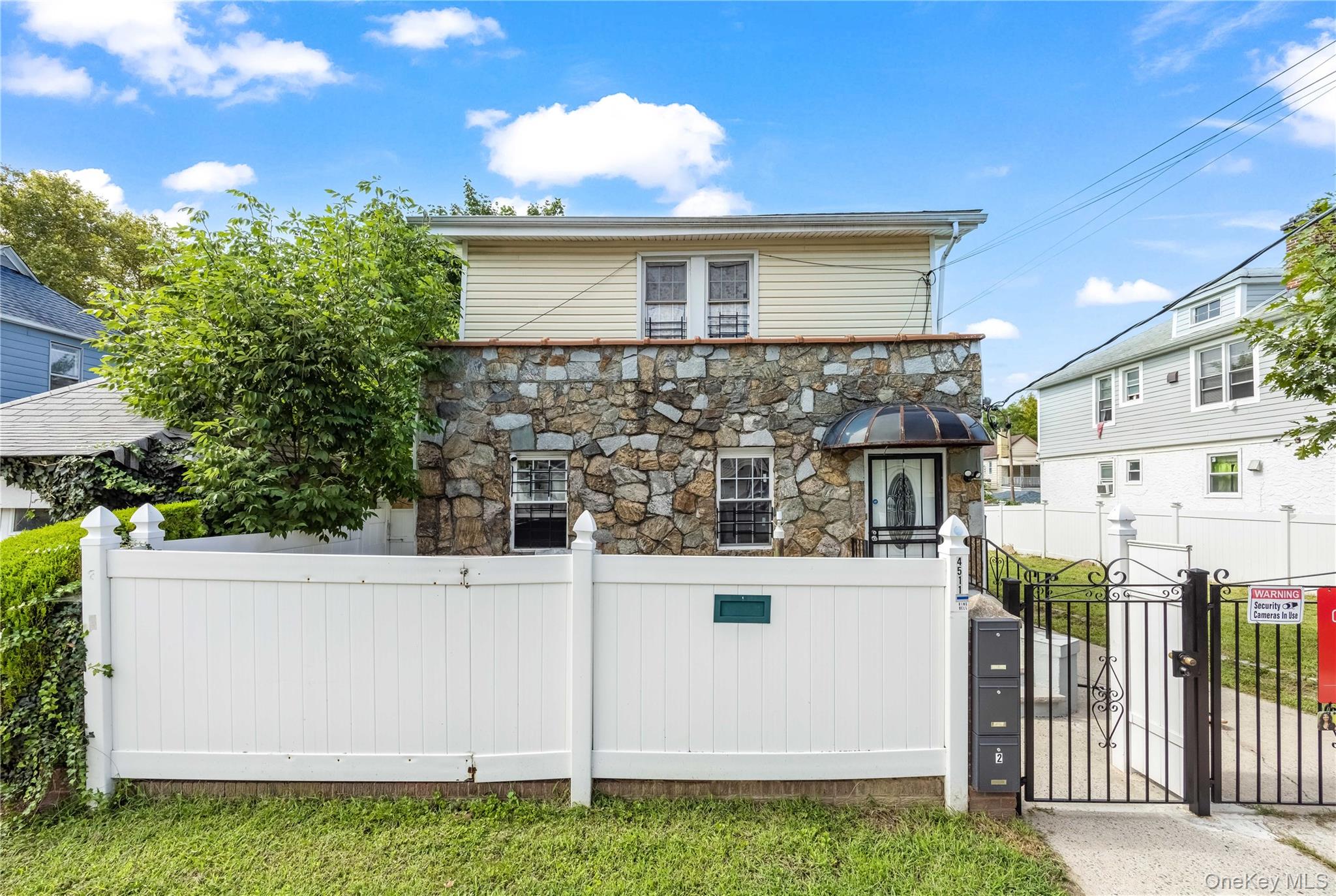 4511 Monticello Avenue Property Photo 1