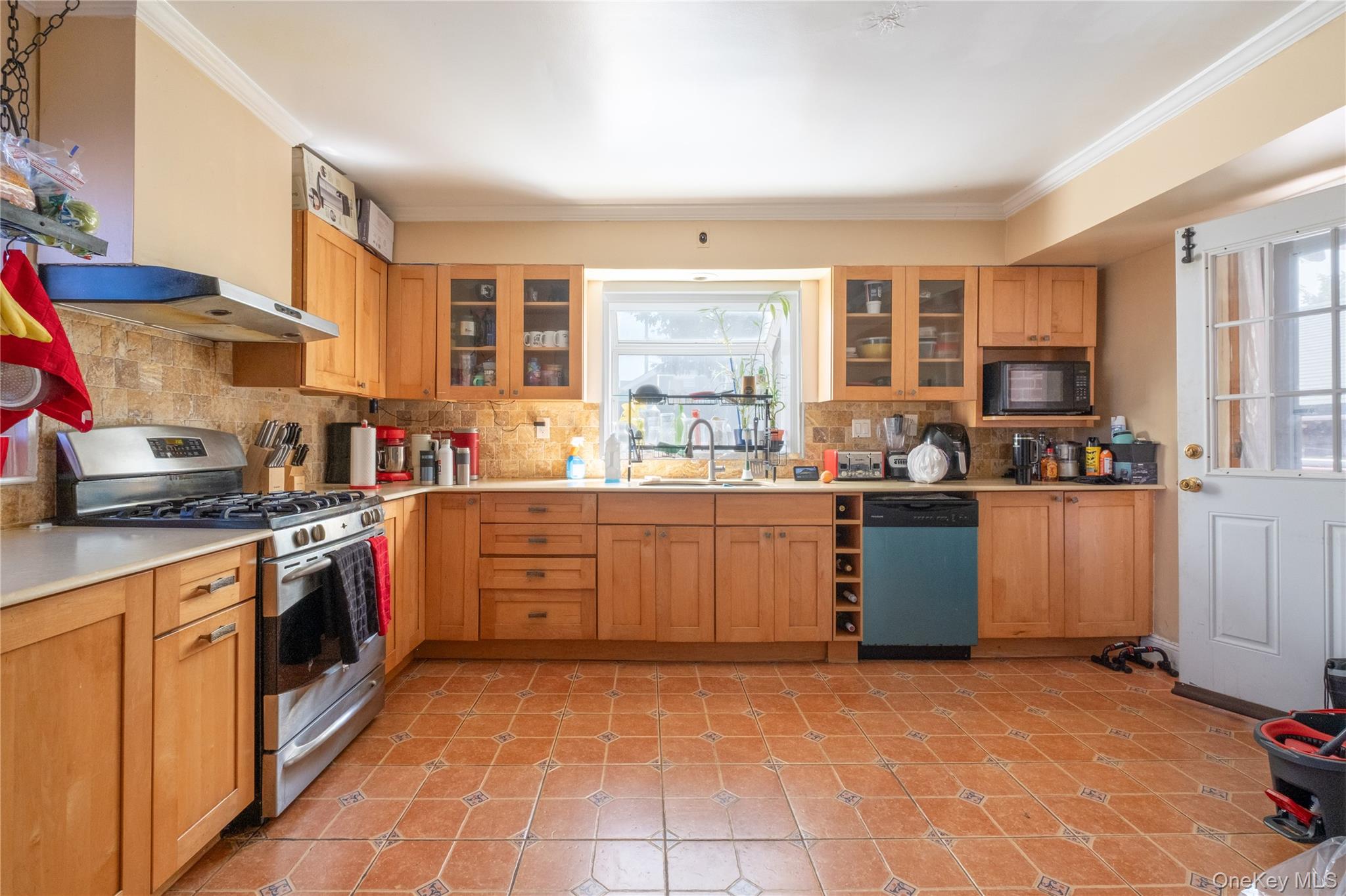 98 Reynold Street Property Photo 7
