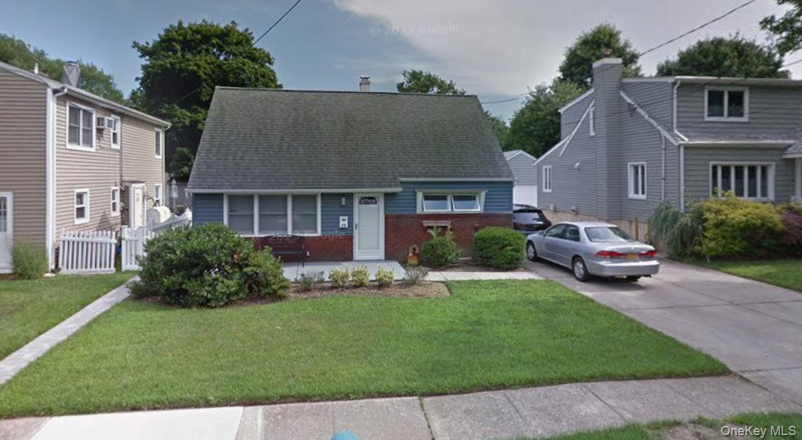 22 Fulton Avenue Property Photo 1
