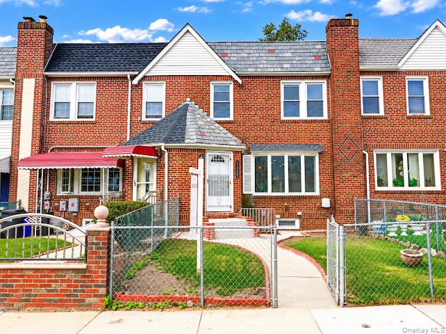 113-22 204th Street Property Photo 1