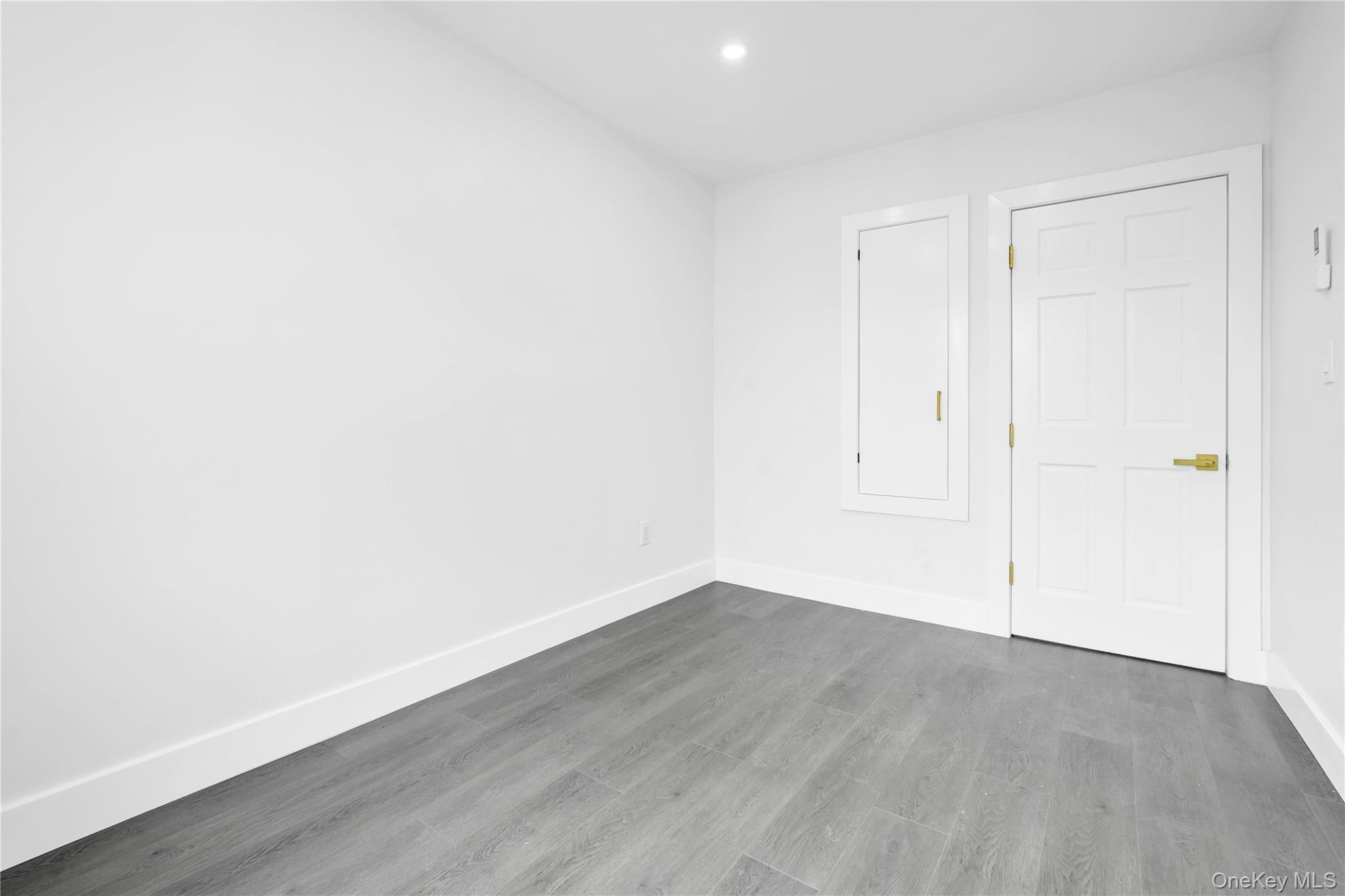 113-22 204th Street Property Photo 18