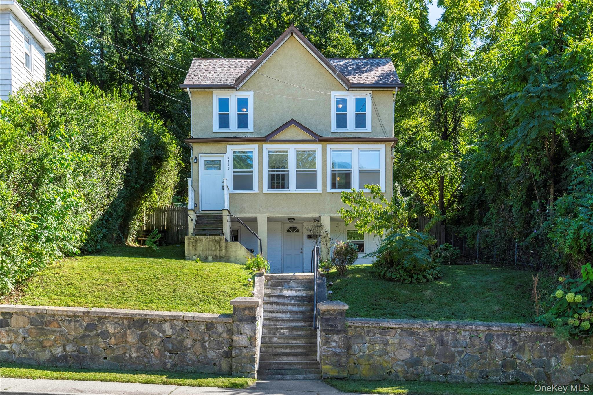 1419 Park Street Property Photo 1