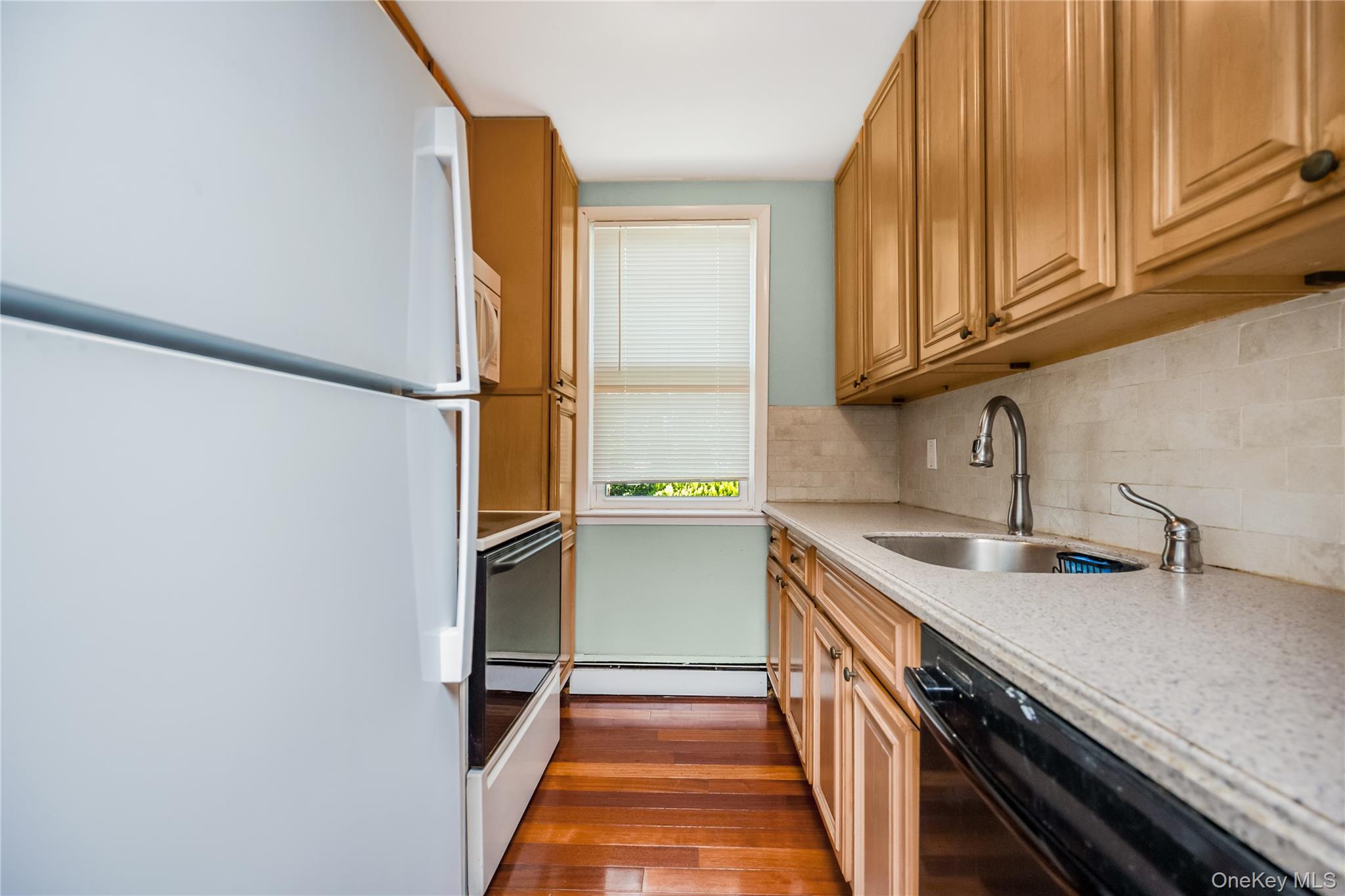 570 Broadway B11 Property Photo 10