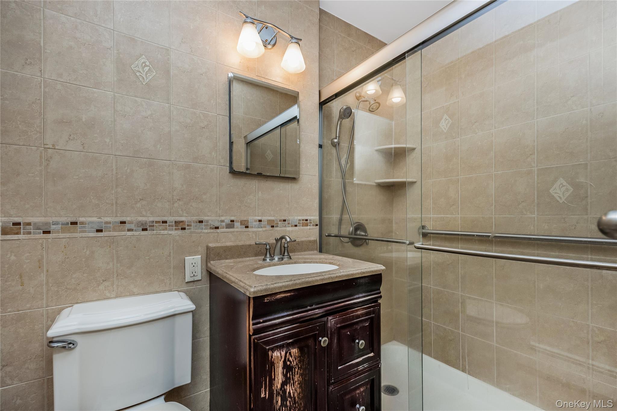570 Broadway B11 Property Photo 16