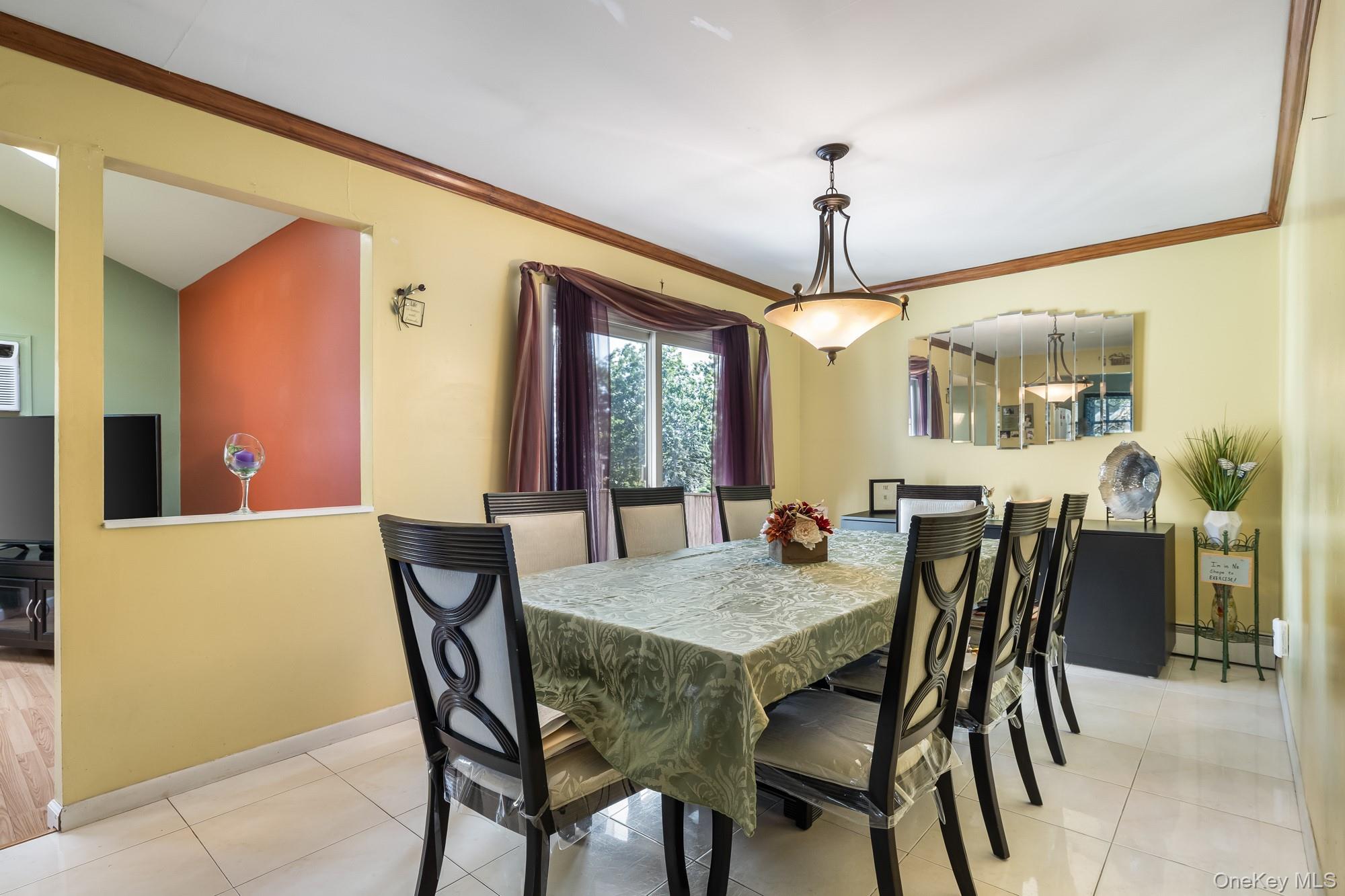 1647 Straight Path Property Photo 7