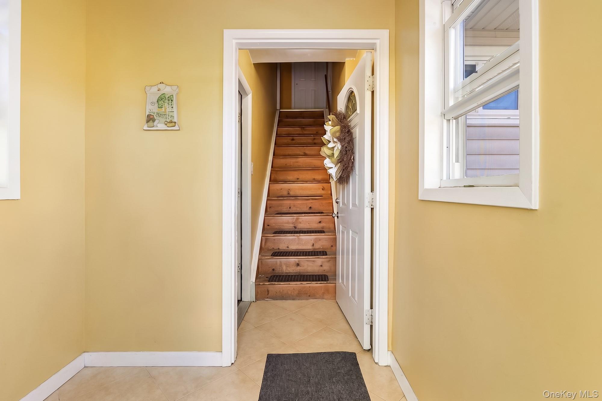 1647 Straight Path Property Photo 15