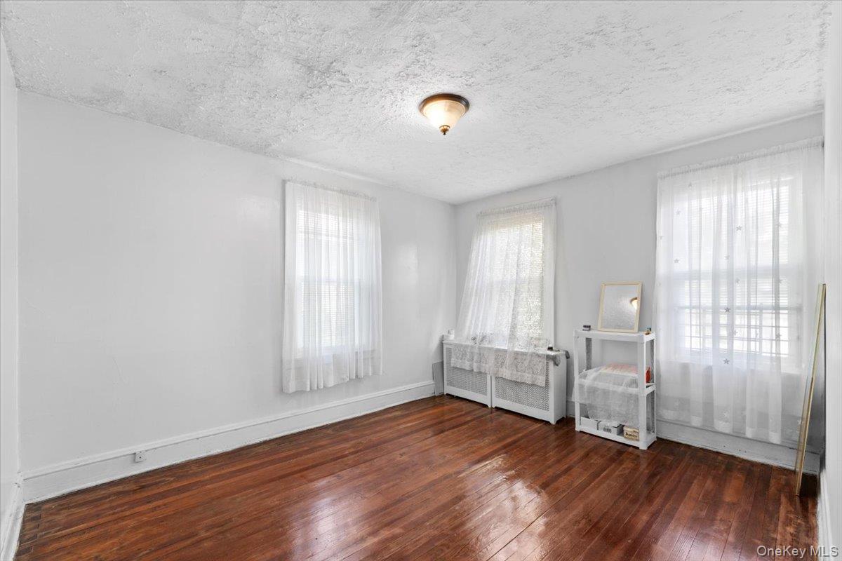 195-12 Mclaughlin Avenue Property Photo 23