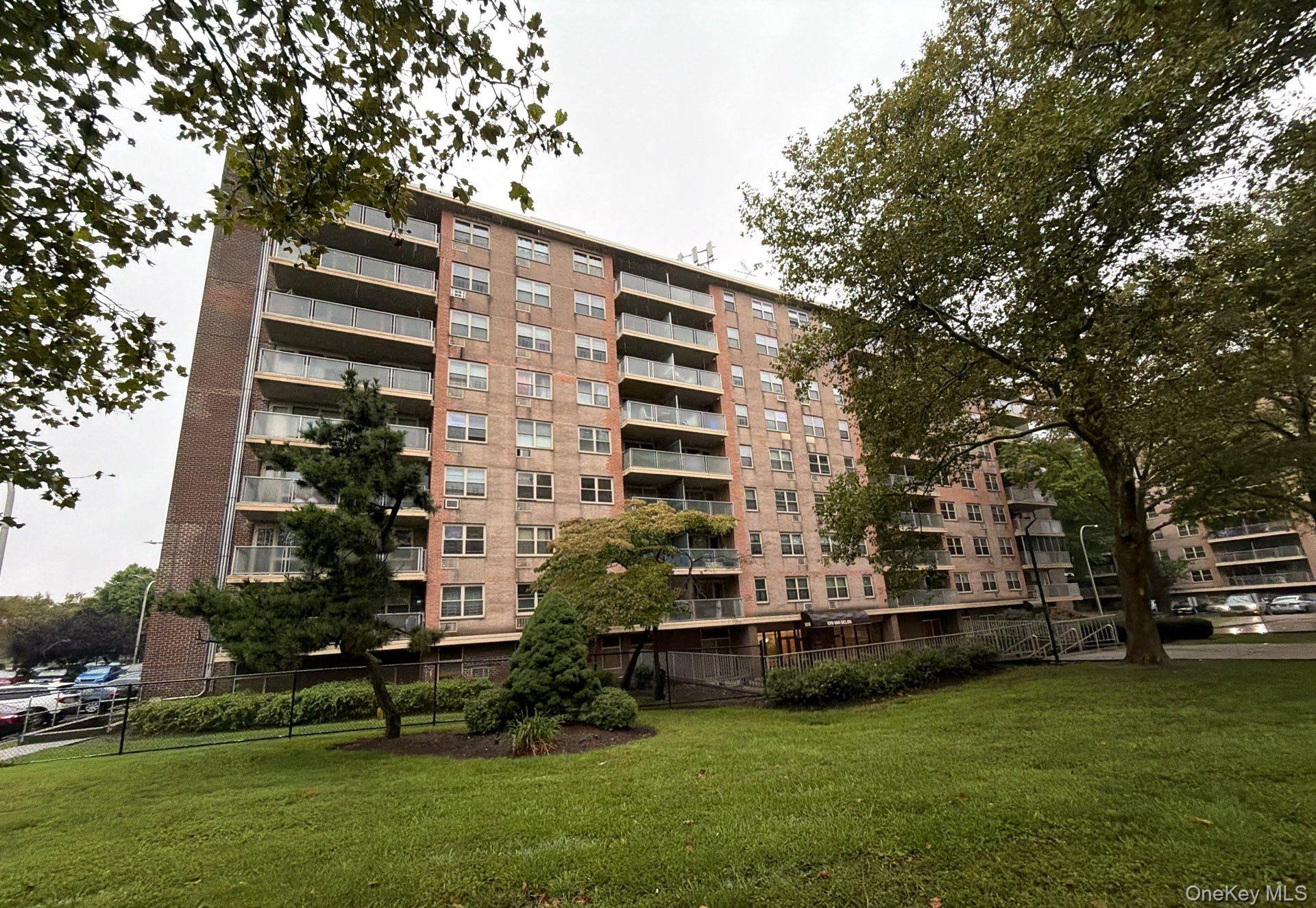 1019 Van Siclen Avenue 9-7l Property Photo 1