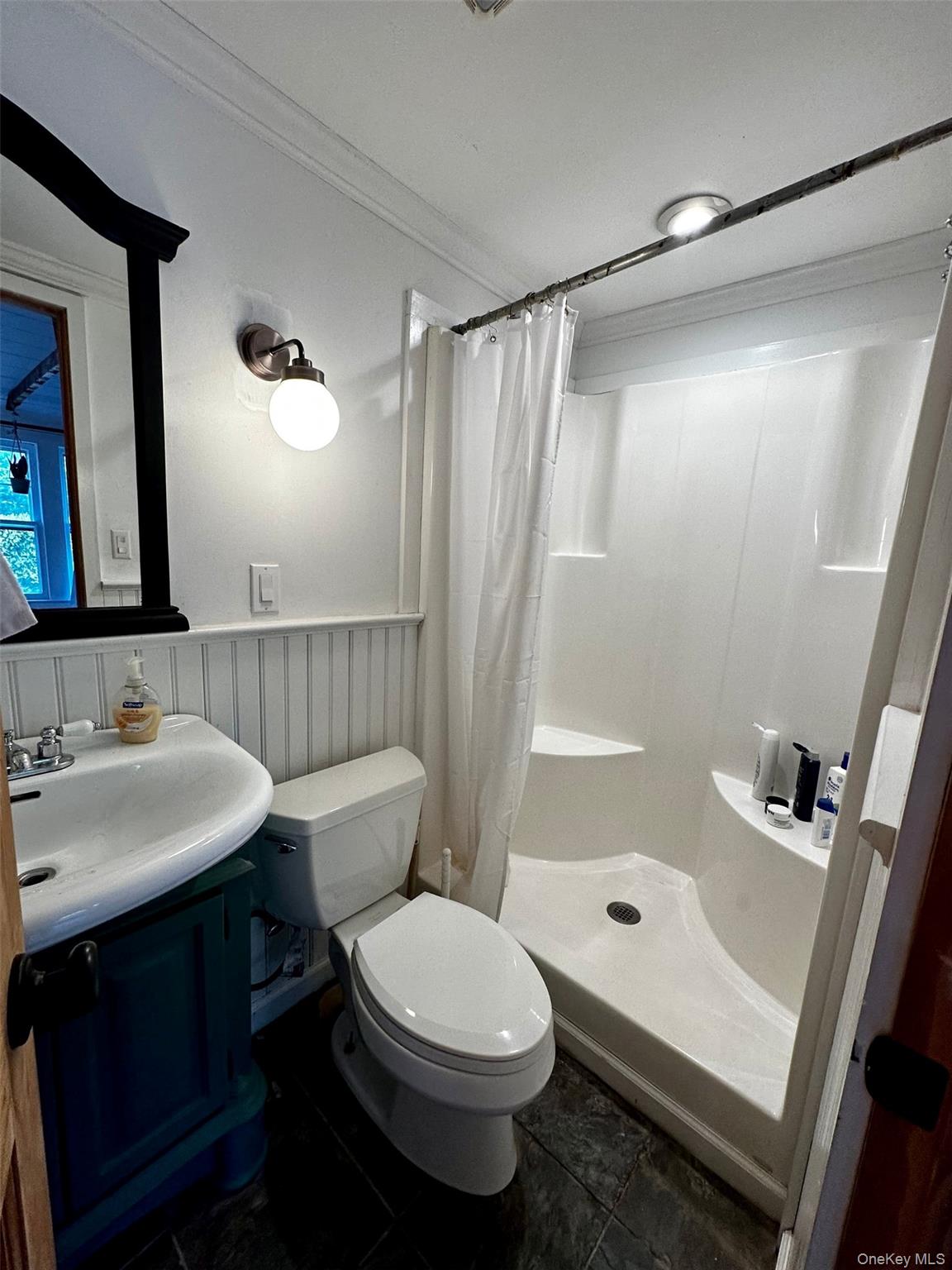 332 Canoe Place Road Property Photo 8