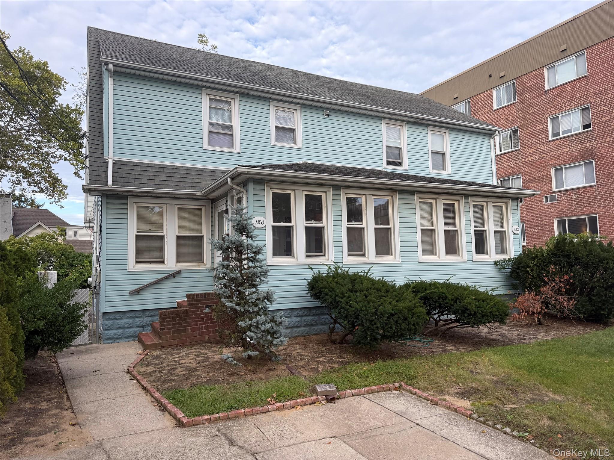 180 B Atlantic Ave Property Photo 1