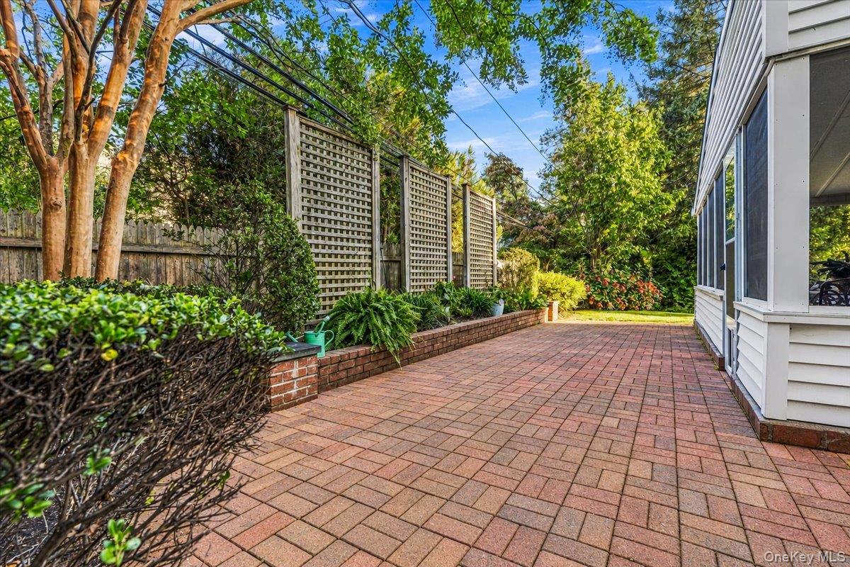 1053862 Property Photo 11