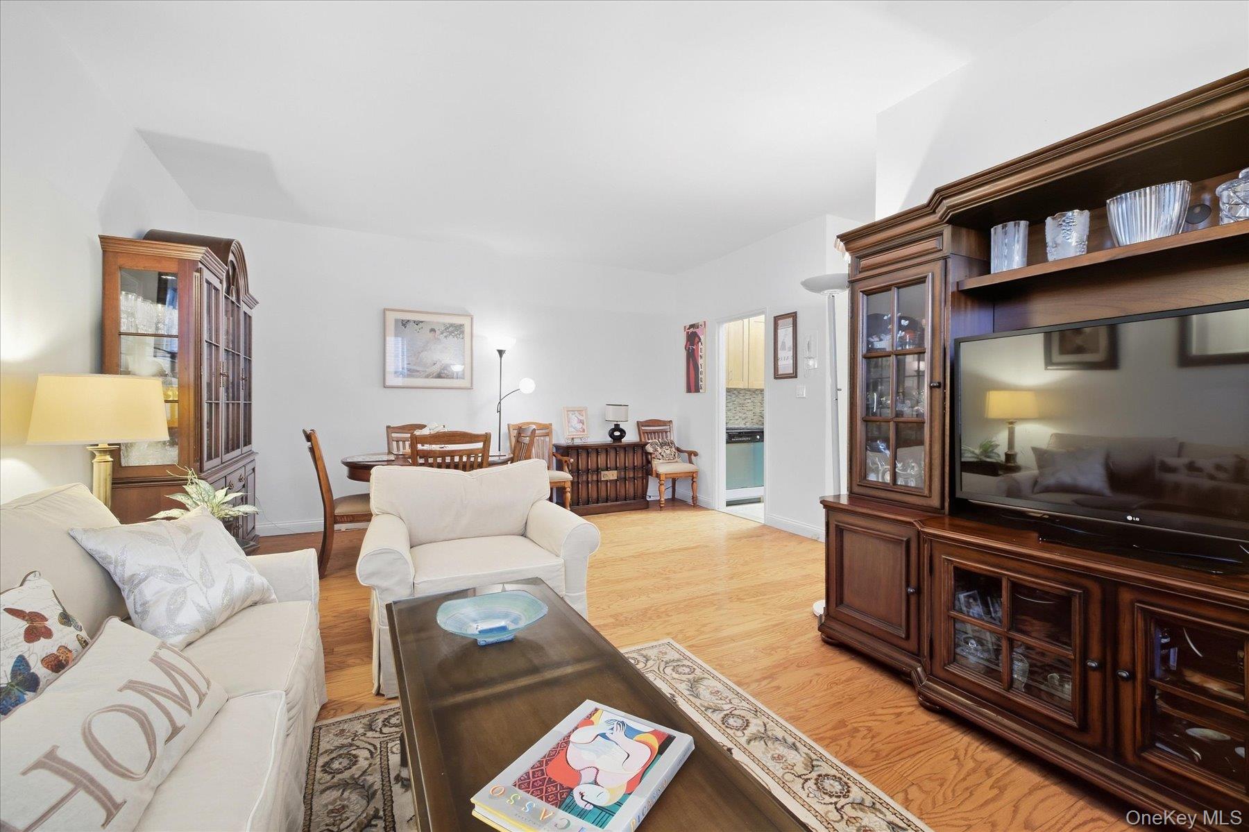 55 Lenox Road 1-k Property Photo 7