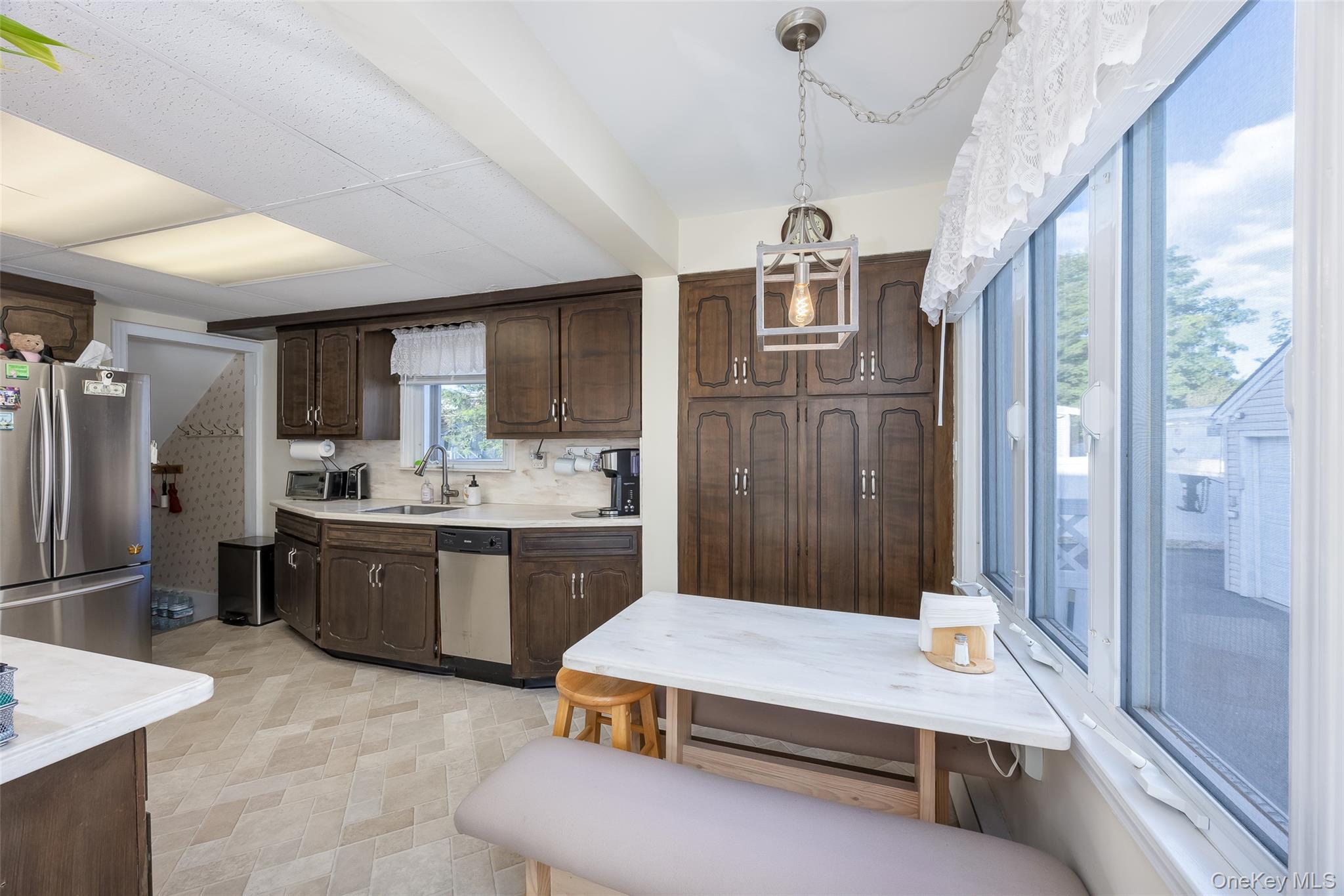 2 Dean Street Property Photo 22