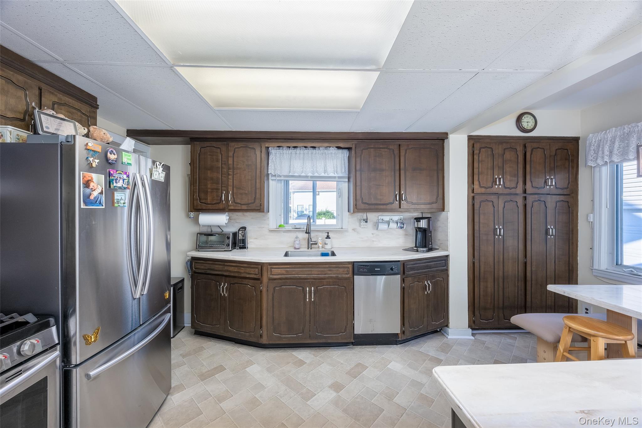 2 Dean Street Property Photo 24