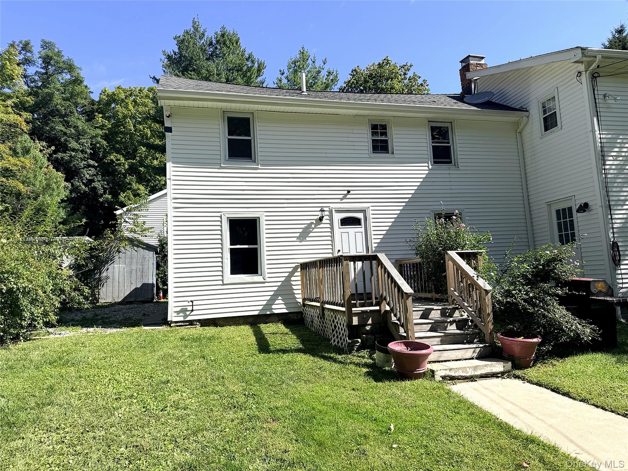 27 Gatto Drive Property Photo 1