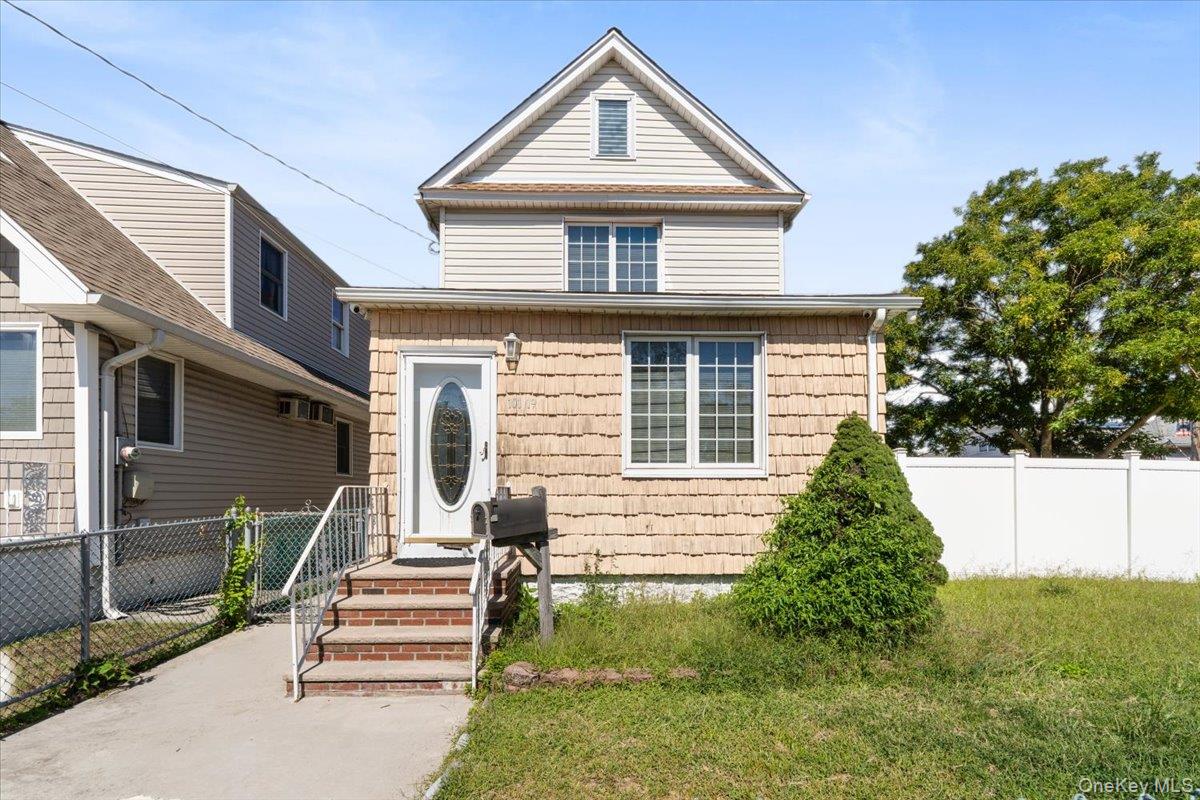 101-19 159th Avenue Property Photo 1