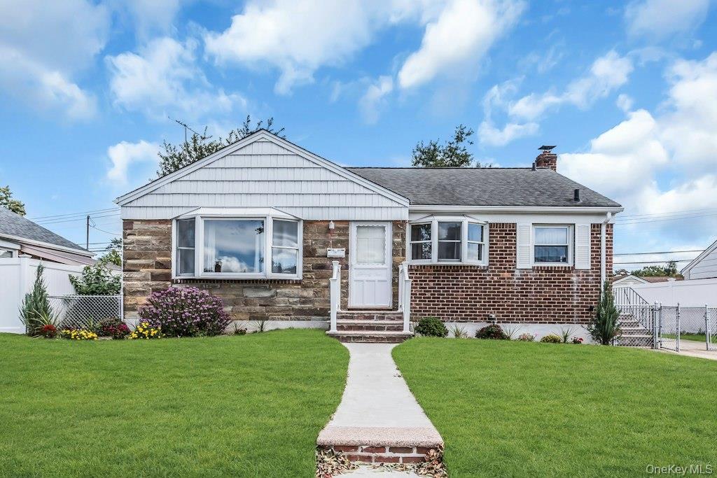 74 Bette Road Property Photo 1