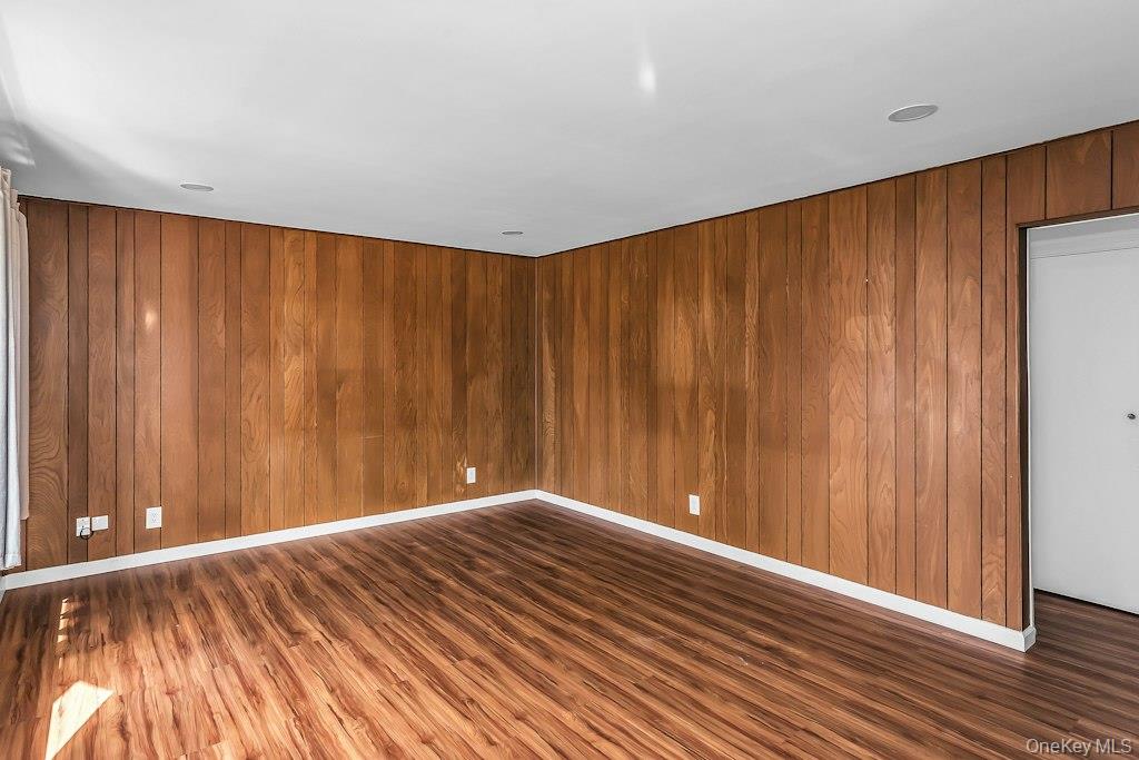 74 Bette Road Property Photo 4