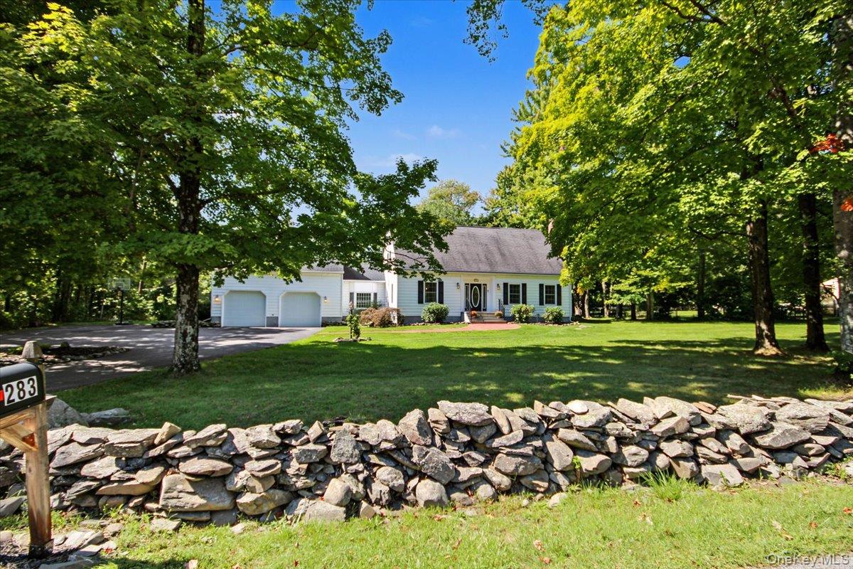 304 Cedar Hill Road Property Photo 4