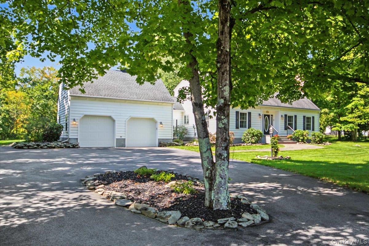 304 Cedar Hill Road Property Photo 5