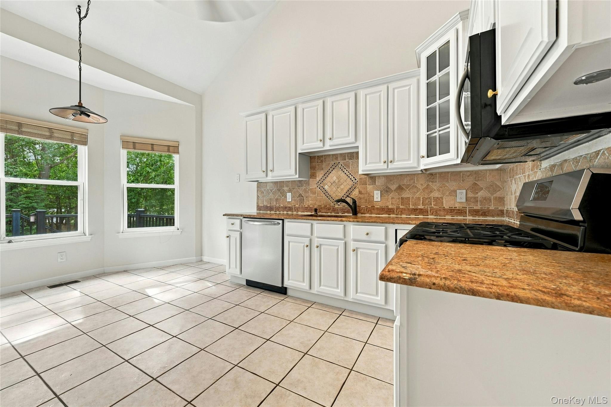 41 Sunflower Ridge Road Property Photo 9