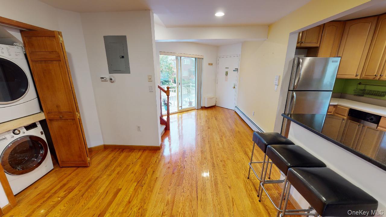 67-08 Exeter Street 2 Property Photo 5