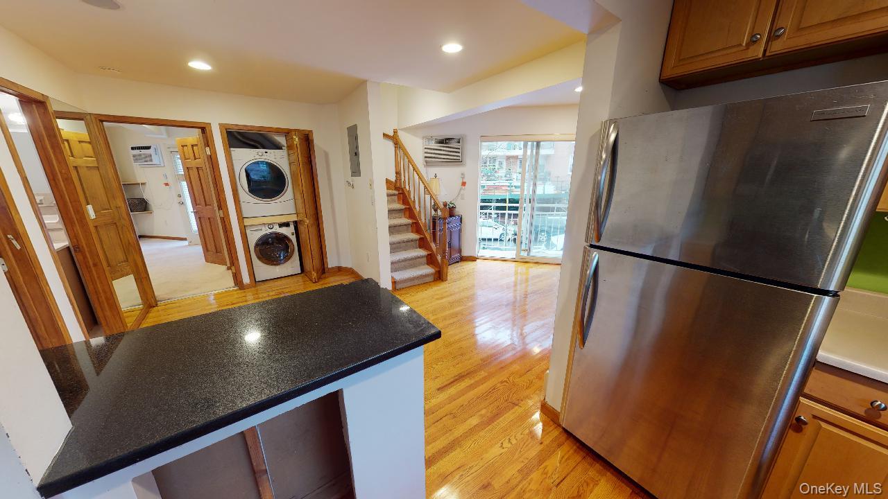 67-08 Exeter Street 2 Property Photo 11