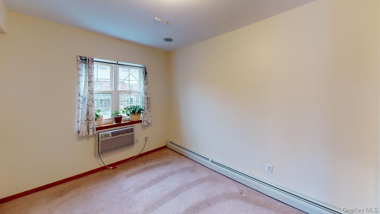 67-08 Exeter Street 2 Property Photo 26
