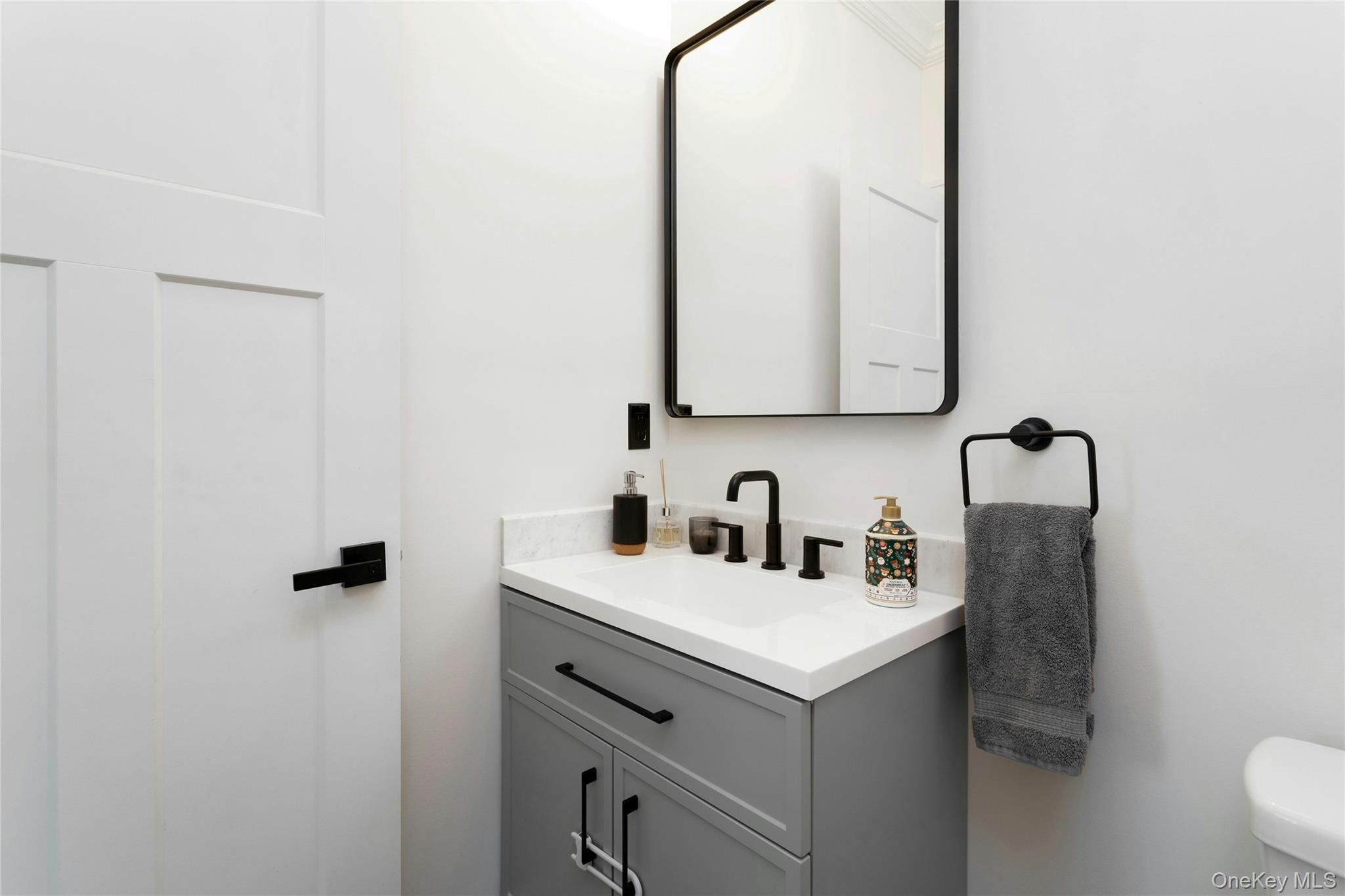 20 Sophia Lane Property Photo 19