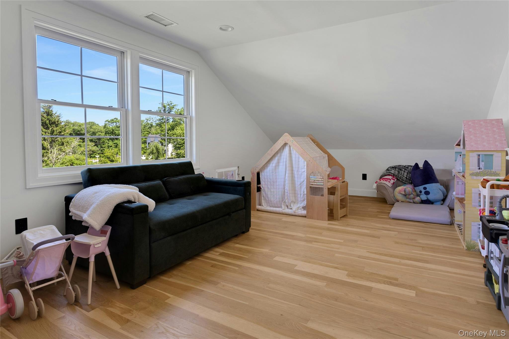 20 Sophia Lane Property Photo 20