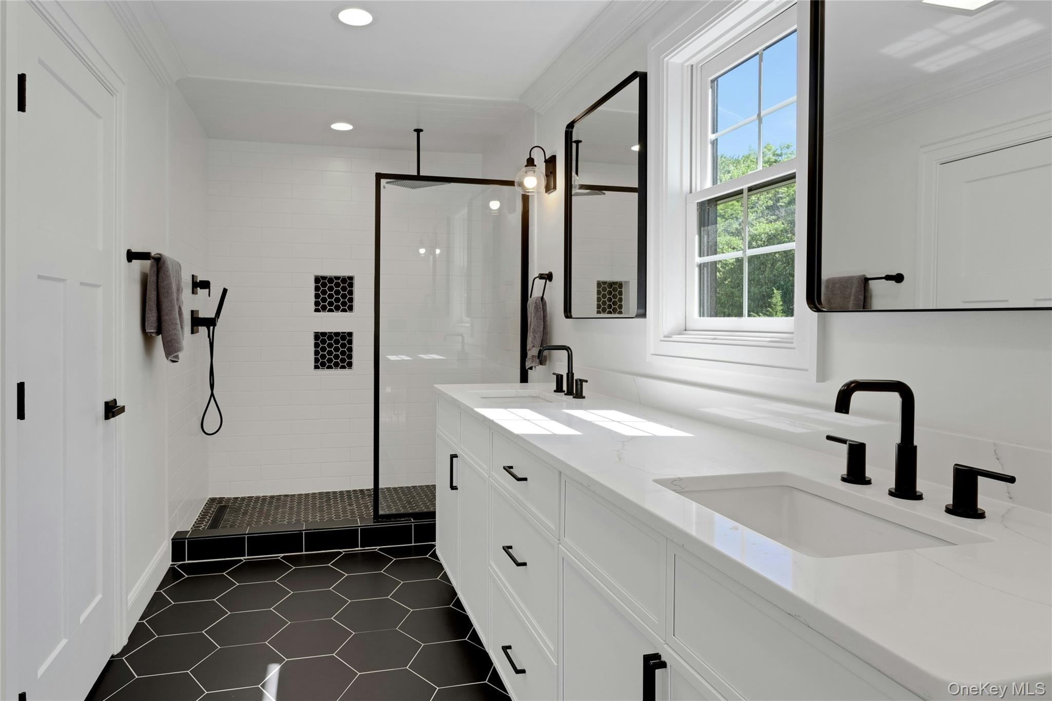 20 Sophia Lane Property Photo 23