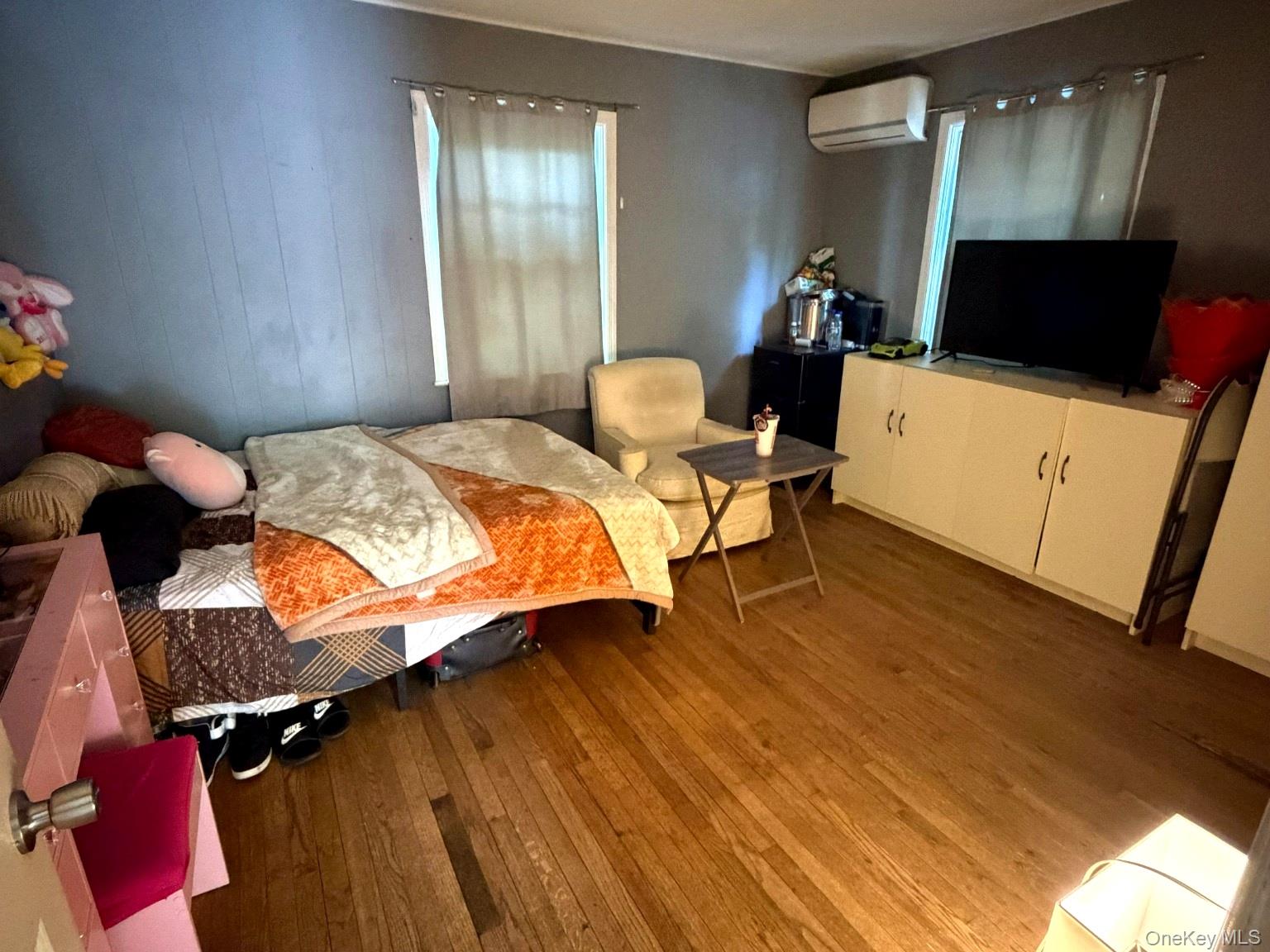 12 Cayuga Avenue Property Photo 8