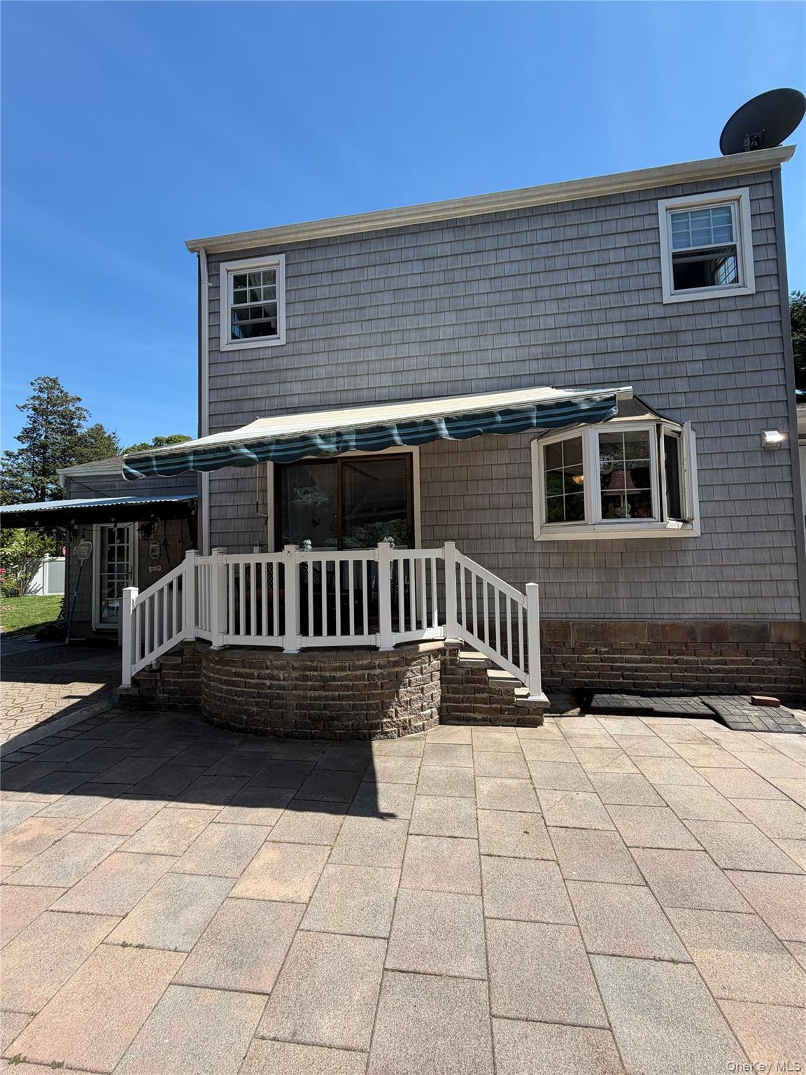 12 Cayuga Avenue Property Photo 16