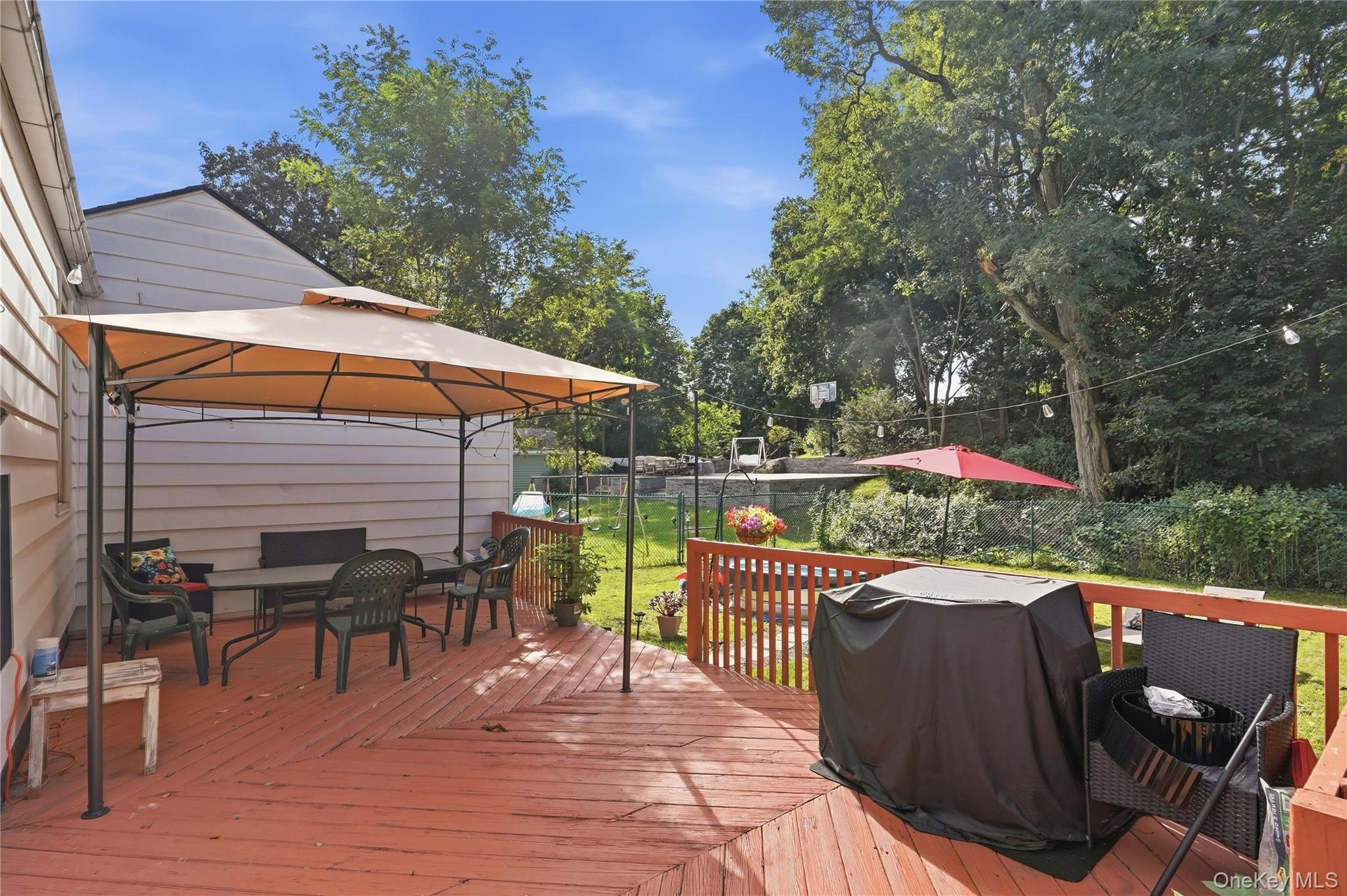 25 Hayes Street Property Photo 27