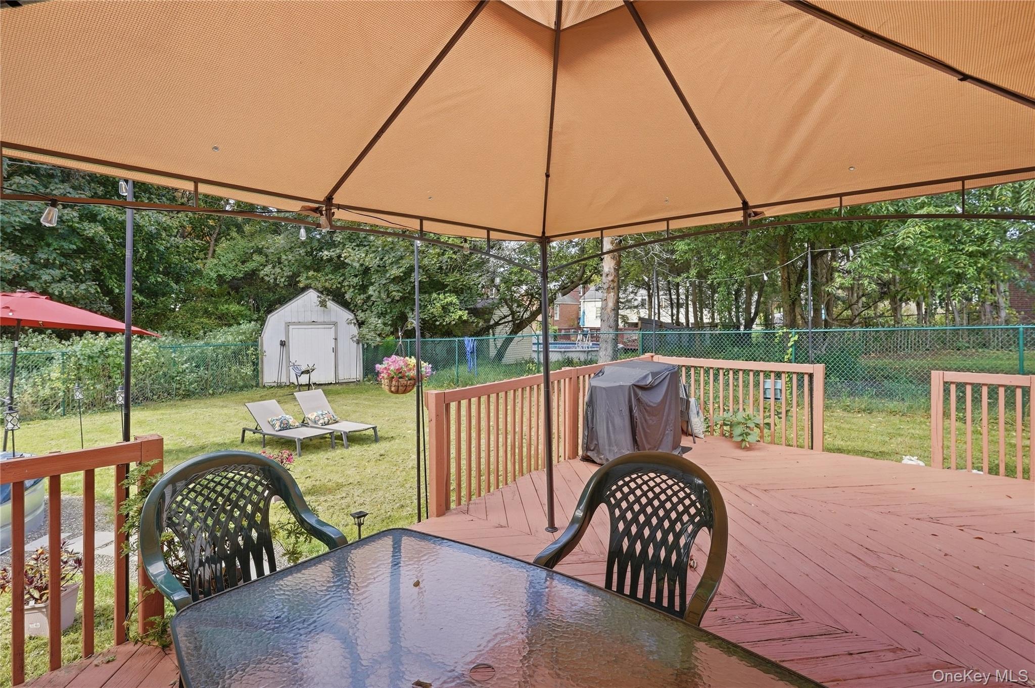 25 Hayes Street Property Photo 28