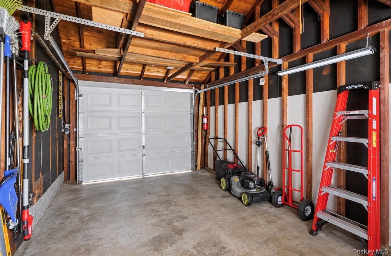 25 Hayes Street Property Photo 33