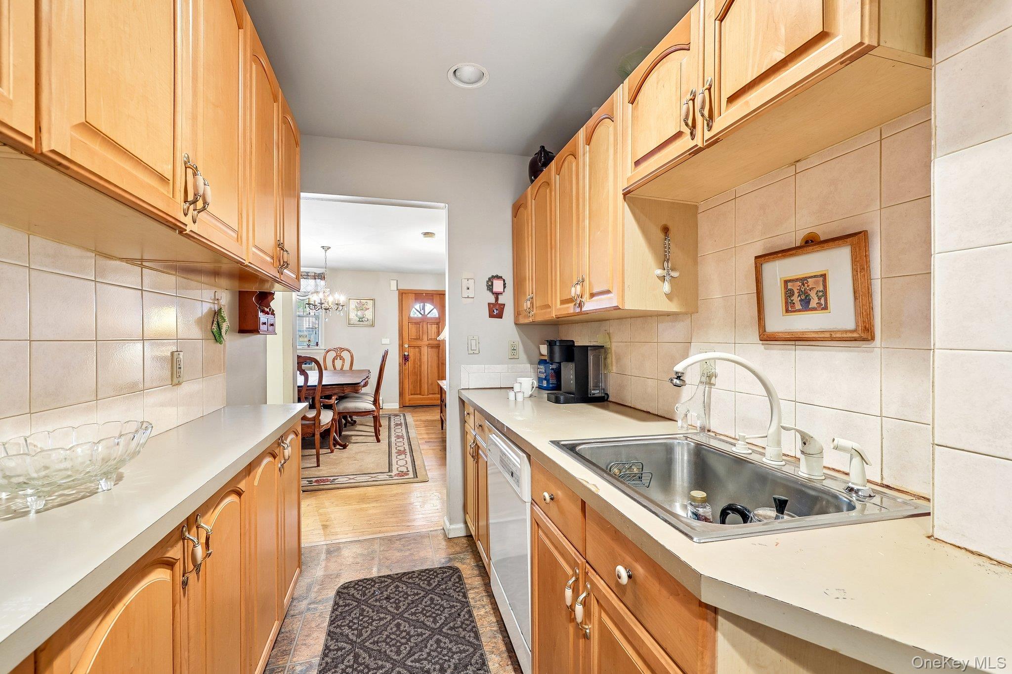 10 4th Street Property Photo 11