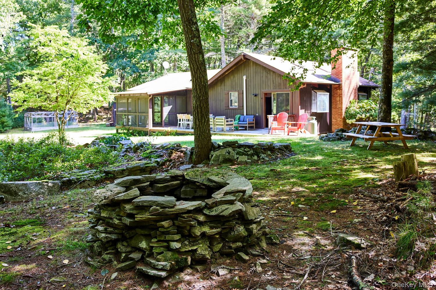 53 Devlin Road Property Photo 4