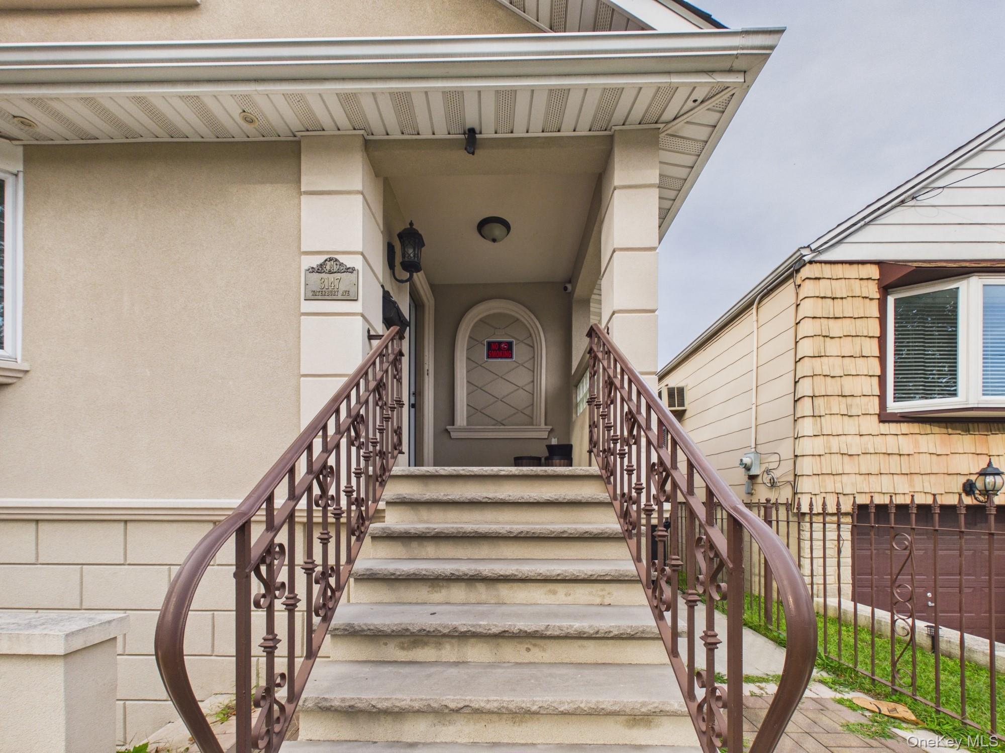 3147 Waterbury Avenue Property Photo 2
