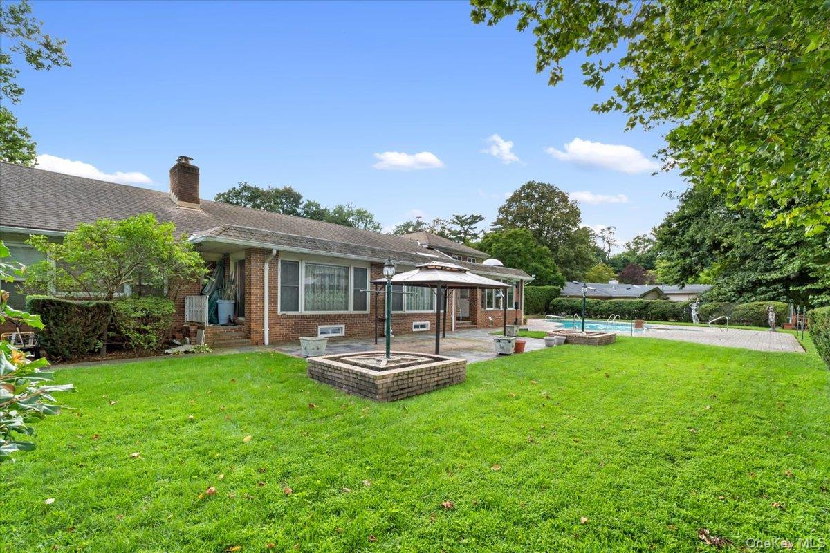 15 Hillcrest Drive Property Photo 43