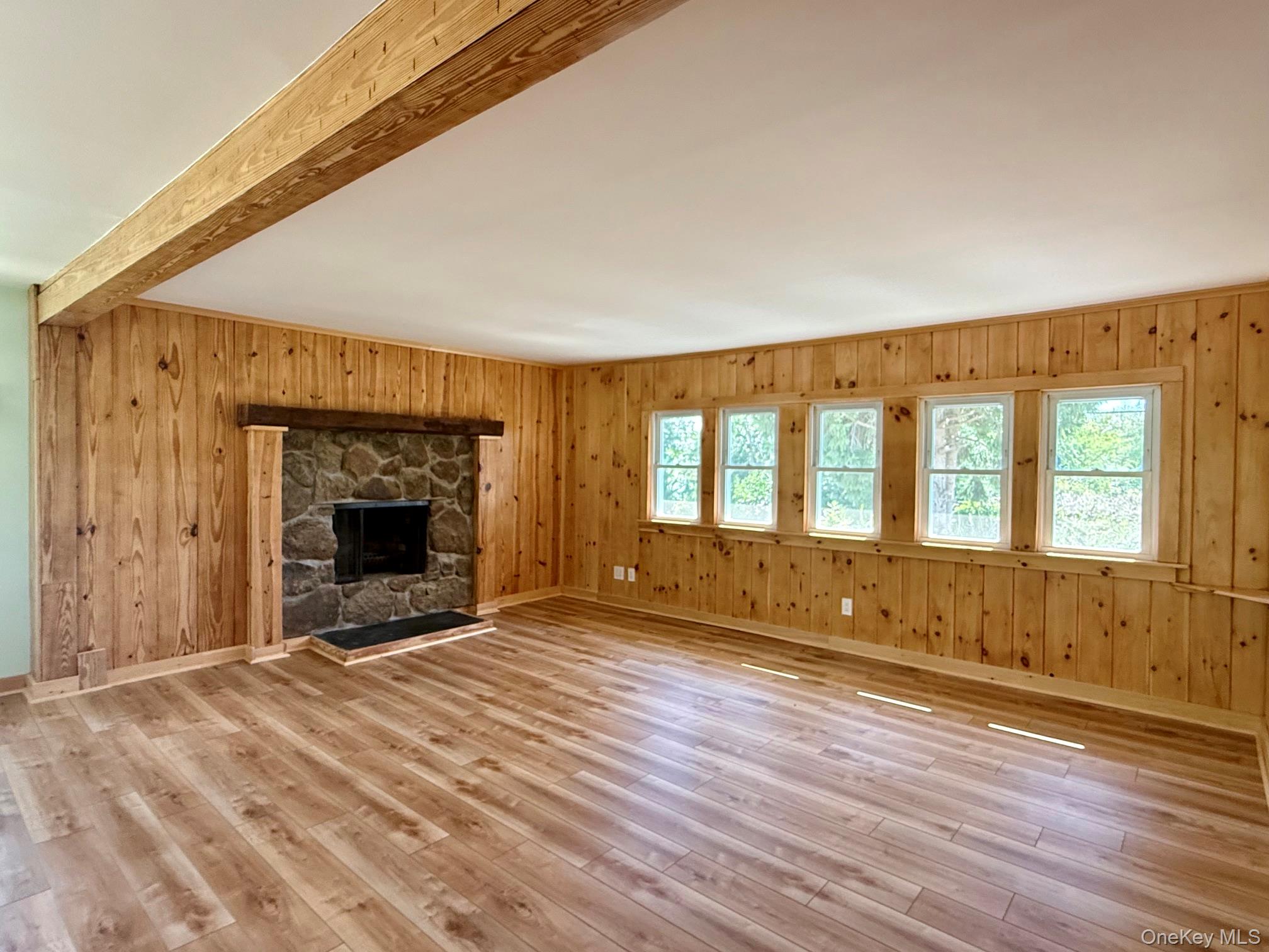 221 Prospect Hill Road Property Photo 6