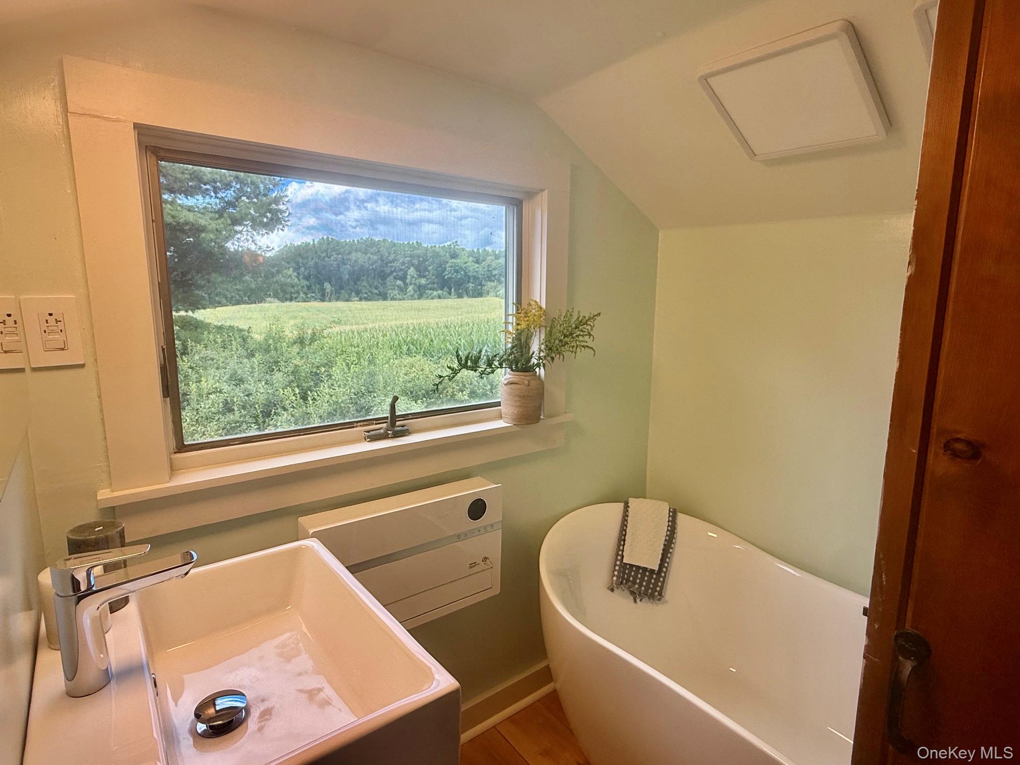 221 Prospect Hill Road Property Photo 14